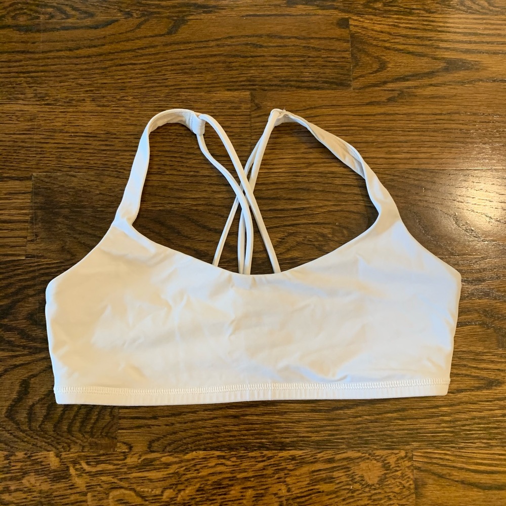 lululemon sports bra "Free to Be" bra